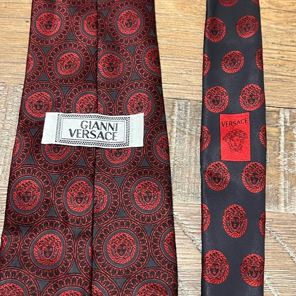 Gianni Versace Tie - Picture 6 of 11